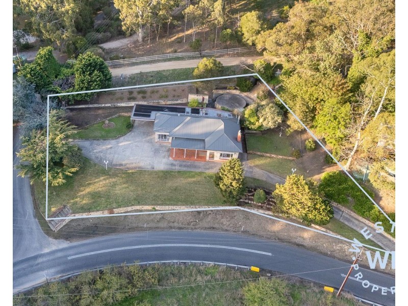 2 Morialta Lane, Norton Summit SA 5136