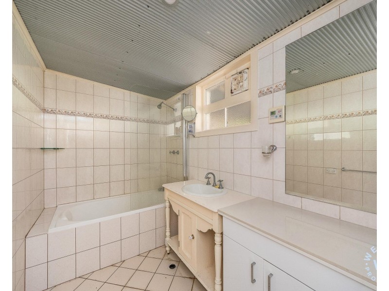 1987 Strathalbyn Road, Flaxley SA 5153