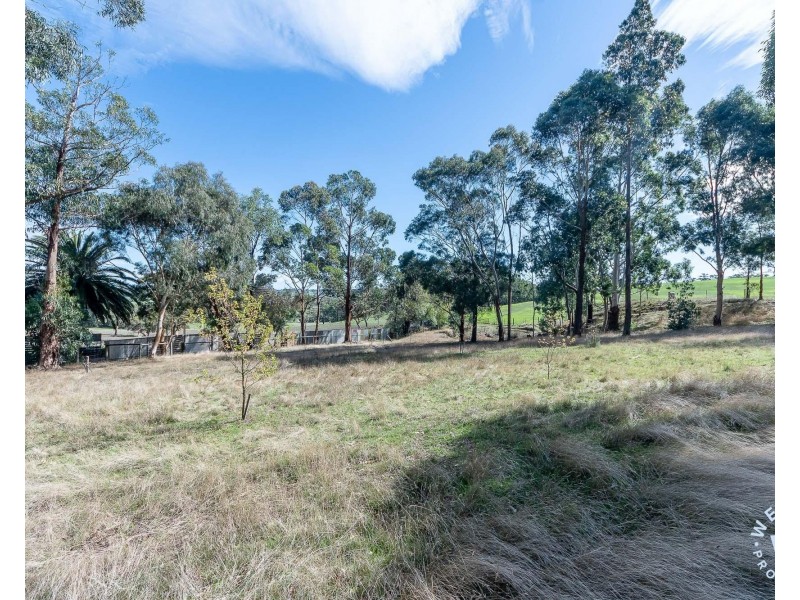 1987 Strathalbyn Road, Flaxley SA 5153