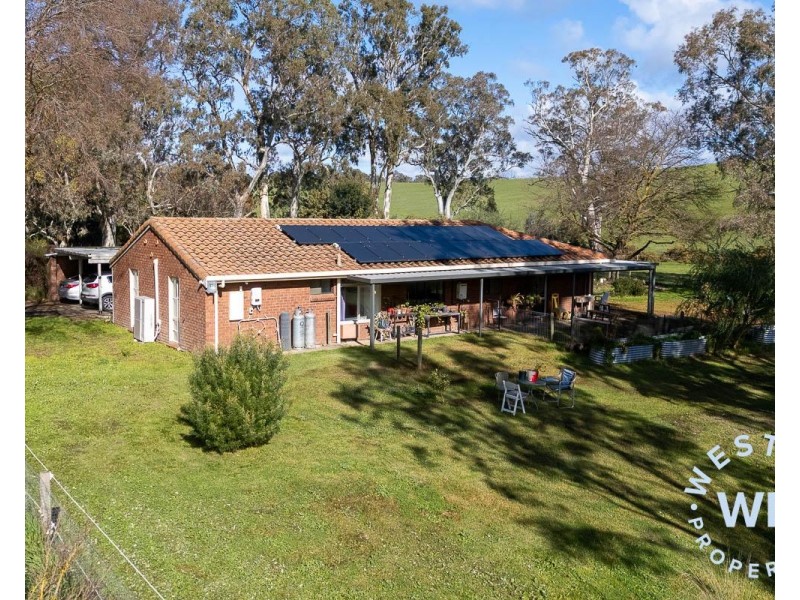 102 Angas Creek Road, Birdwood SA 5234