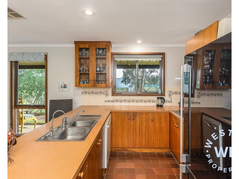 102 Angas Creek Road, Birdwood SA 5234