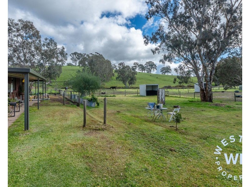 102 Angas Creek Road, Birdwood SA 5234