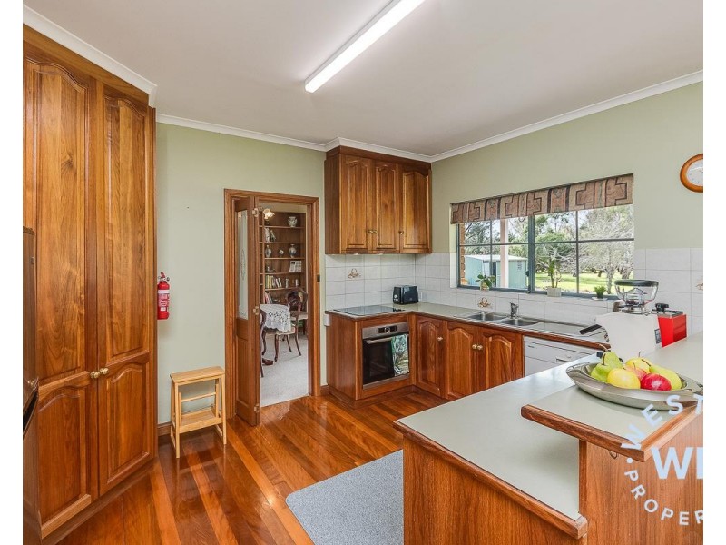 17 Mappinga Road, Oakbank SA 5243
