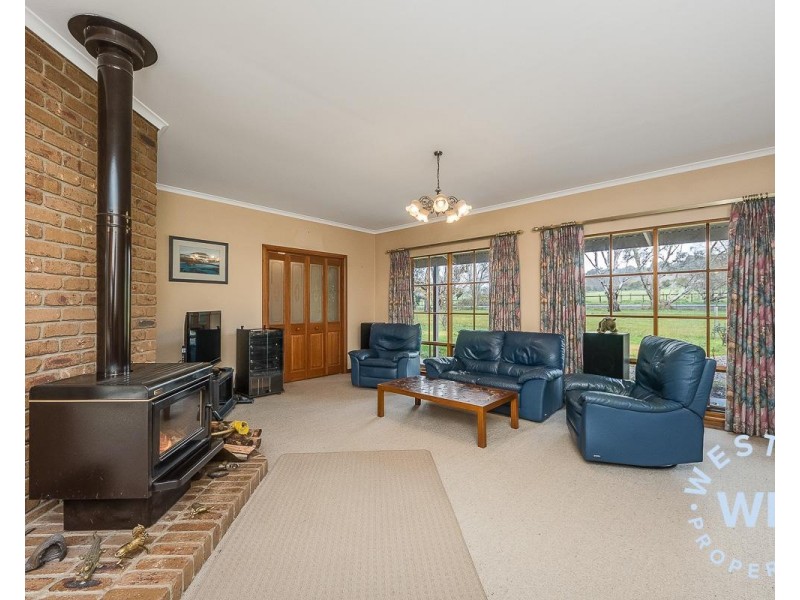17 Mappinga Road, Oakbank SA 5243