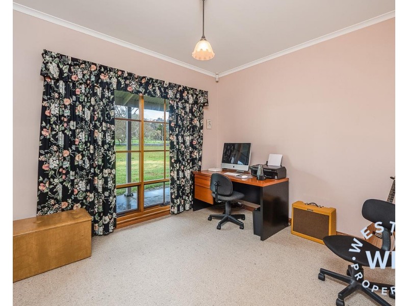 17 Mappinga Road, Oakbank SA 5243