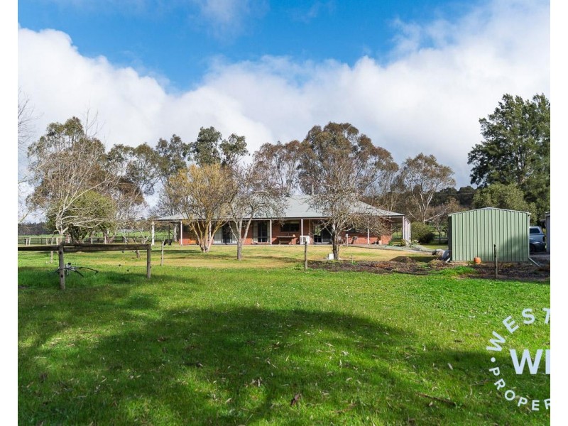 17 Mappinga Road, Oakbank SA 5243