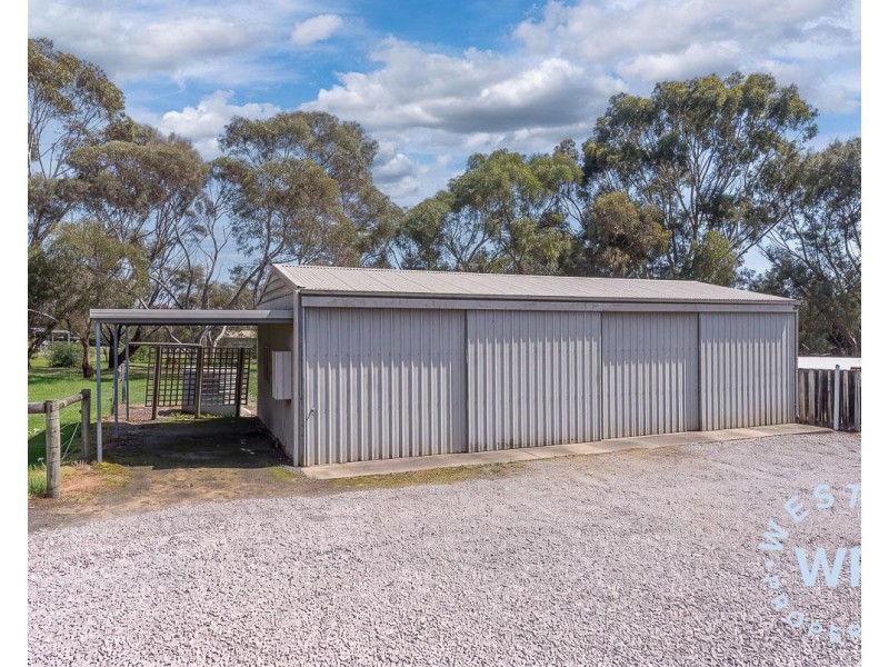 17 Mappinga Road, Oakbank SA 5243