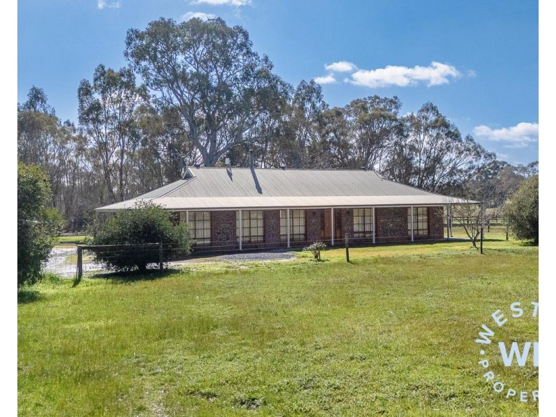 17 Mappinga Road, Oakbank SA 5243