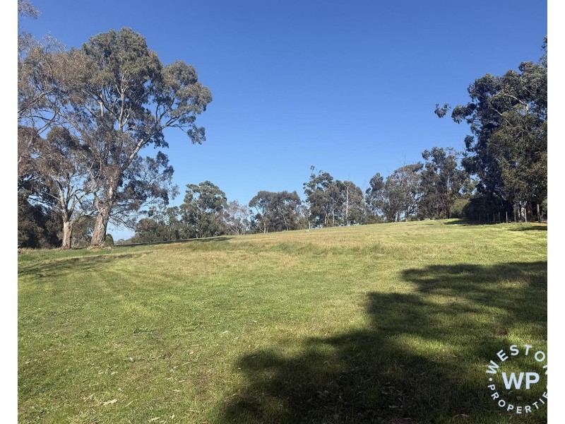 22 Karkoo Court, Mount Barker SA 5251