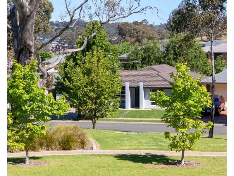 5 Holstein Close, Mount Barker SA 5251