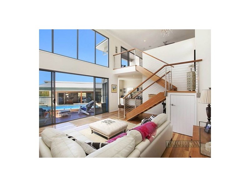 12 Mariners Place, Sunrise Beach QLD 4567