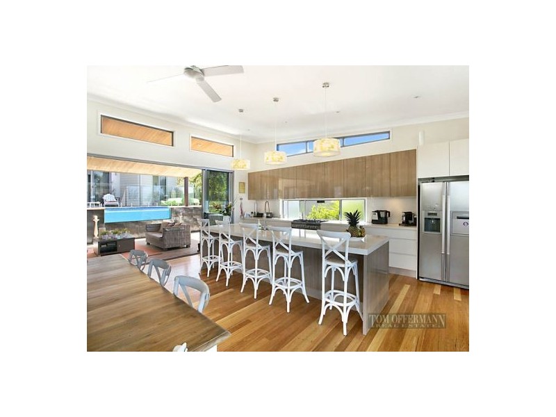 12 Mariners Place, Sunrise Beach QLD 4567