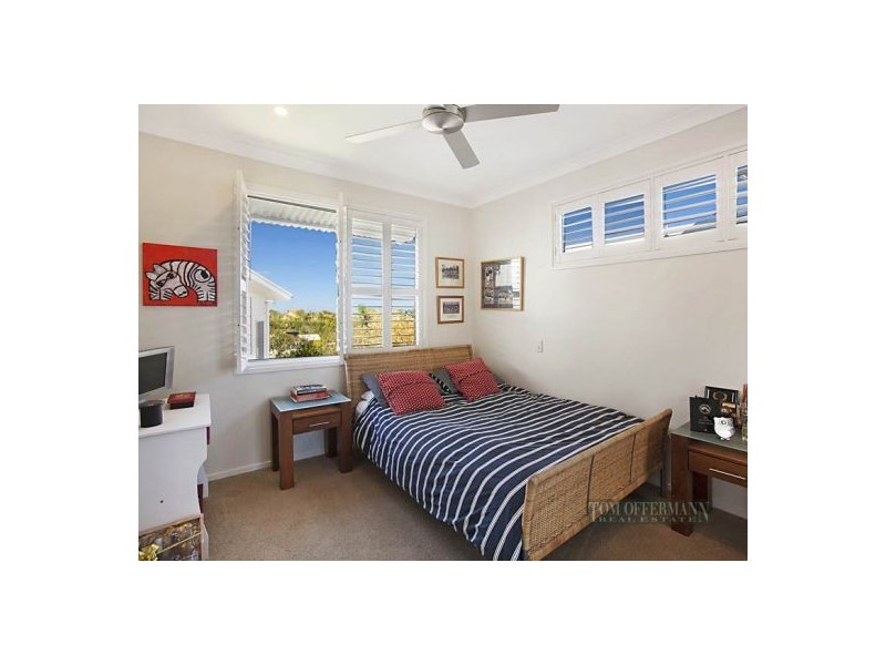 12 Mariners Place, Sunrise Beach QLD 4567