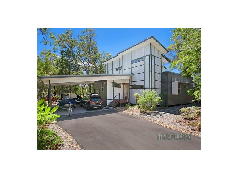 2/90 Beach Road Holiday Homes, Noosa North Shore QLD 4565