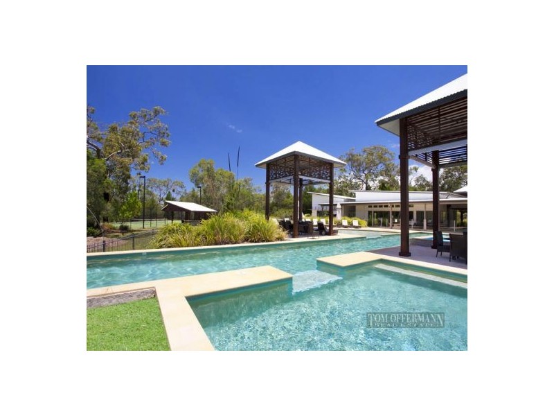 2/90 Beach Road Holiday Homes, Noosa North Shore QLD 4565