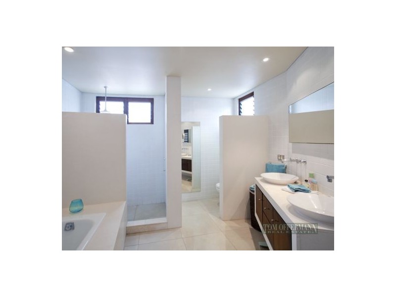4 The Anchorage, Noosa Waters QLD 4566