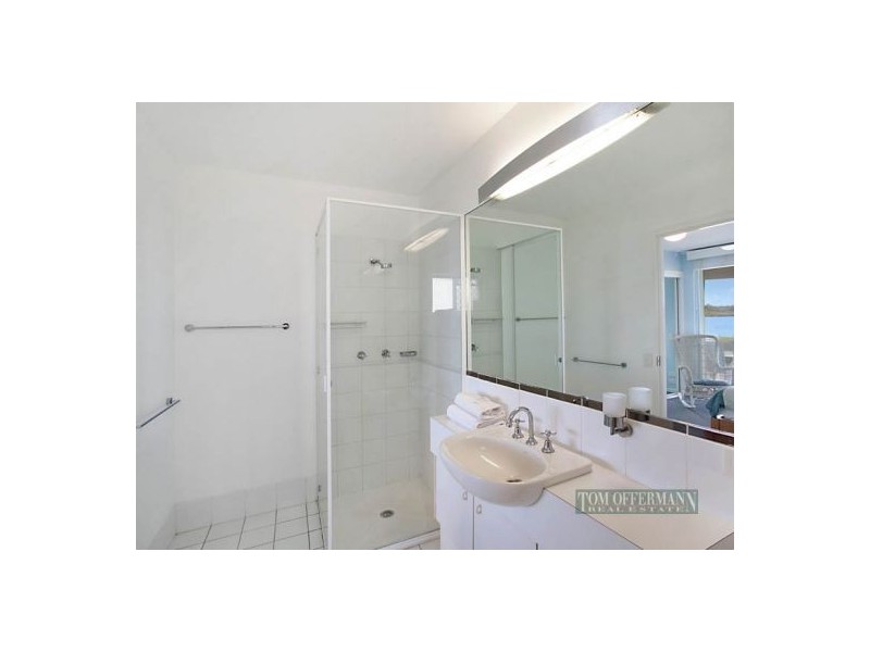 2/1 Howard Street, Noosaville QLD 4566