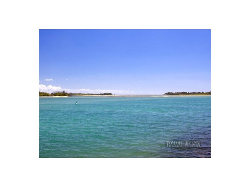 2/1 Howard Street, Noosaville QLD 4566