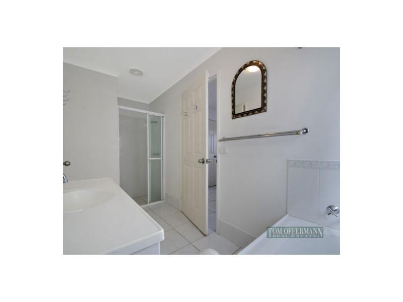 18 Southern Cross Parade, Sunrise Beach QLD 4567