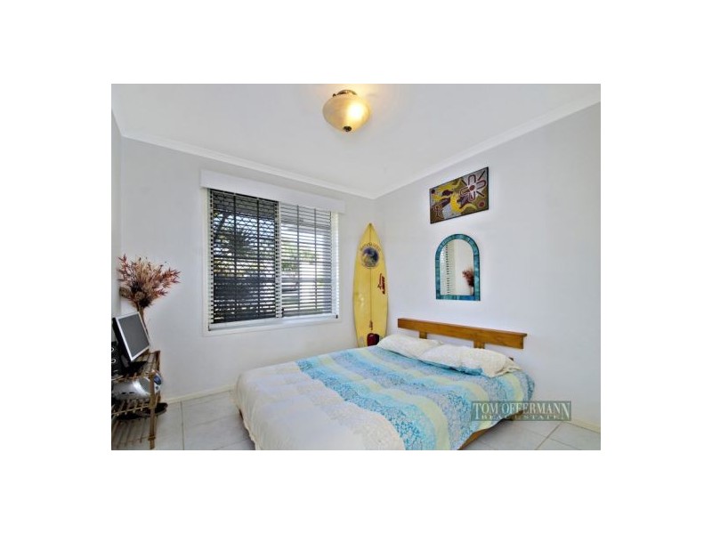 18 Southern Cross Parade, Sunrise Beach QLD 4567