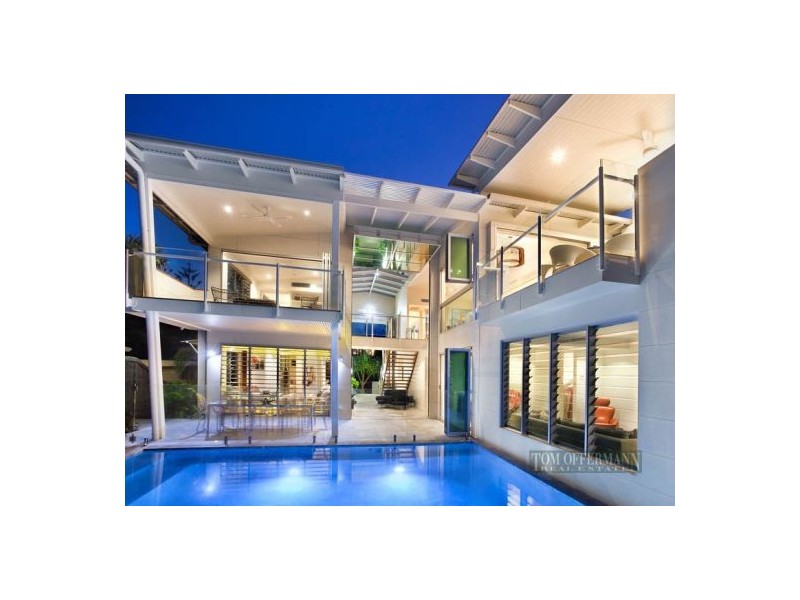 16 Belmore Tce, Sunshine Beach QLD 4567