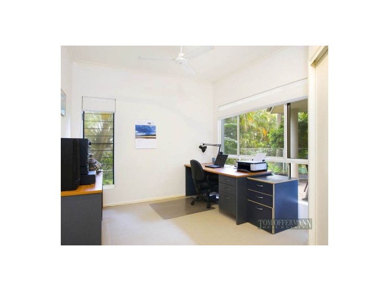 7 Daybreak Court, Castaways Beach QLD 4567