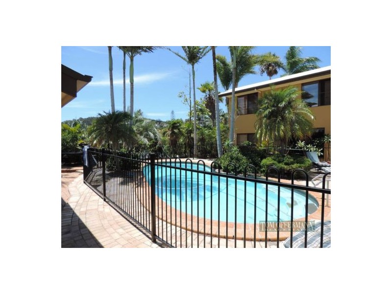 9-11 Ravenwood Drive, Noosa Heads QLD 4567