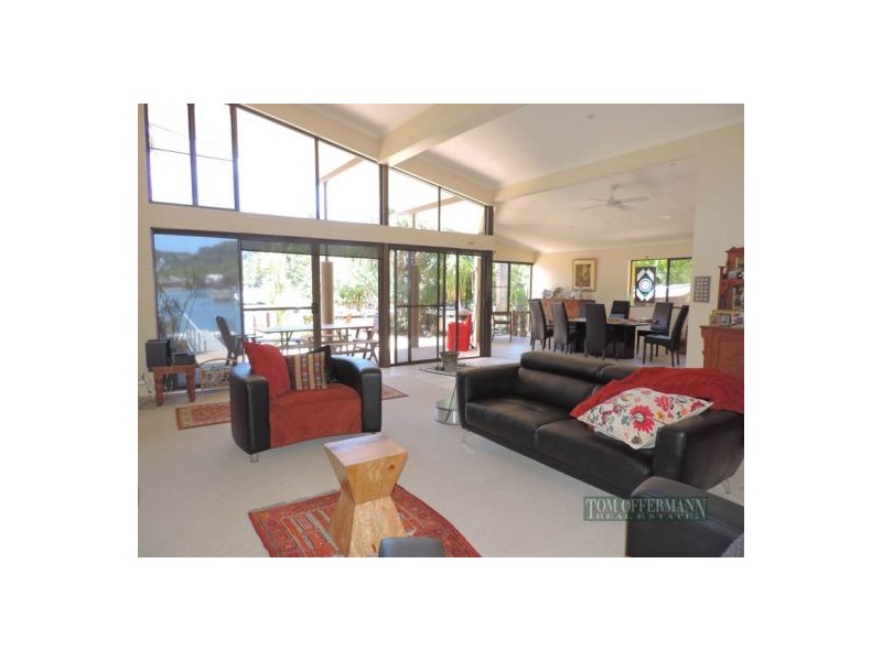 9-11 Ravenwood Drive, Noosa Heads QLD 4567