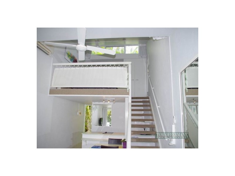 9/13 Noosa Parade, Noosa Heads QLD 4567