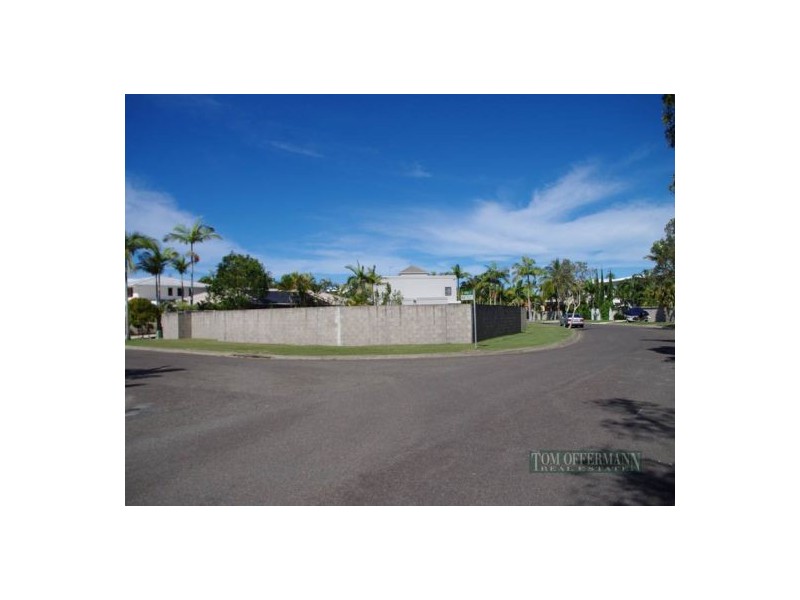 2 Park Court, Noosaville QLD 4566