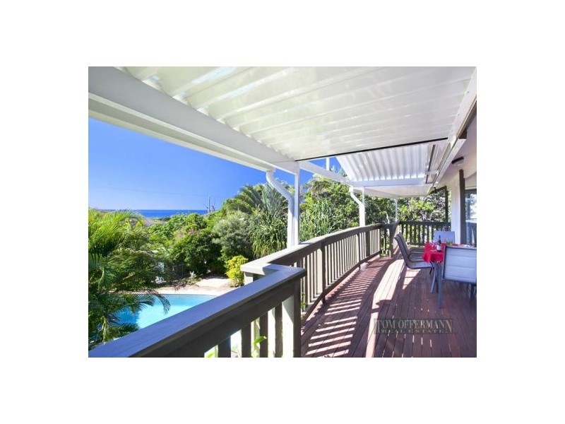 3 Crusoe Court, Castaways Beach QLD 4567