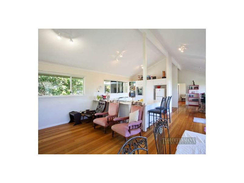 3 Crusoe Court, Castaways Beach QLD 4567