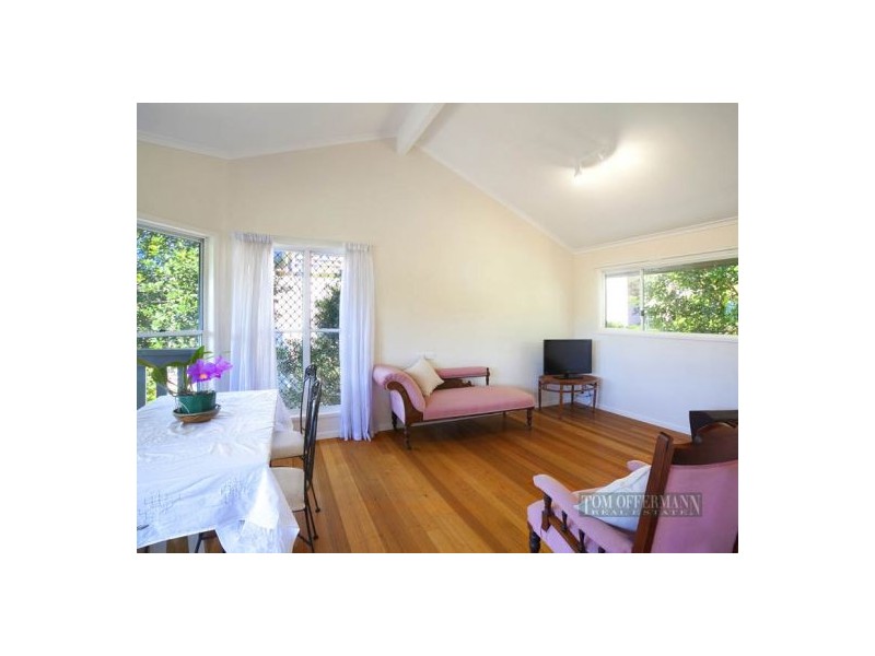 3 Crusoe Court, Castaways Beach QLD 4567