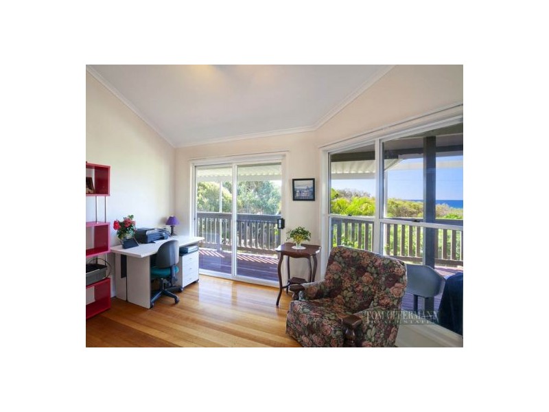 3 Crusoe Court, Castaways Beach QLD 4567