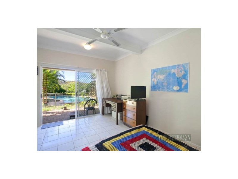 3 Crusoe Court, Castaways Beach QLD 4567