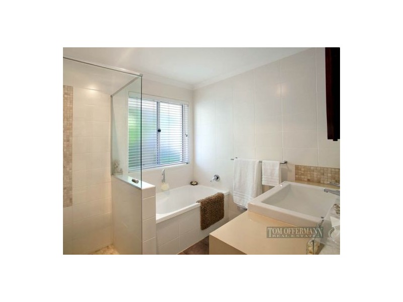 8 Pipi Cr, Noosaville QLD 4566