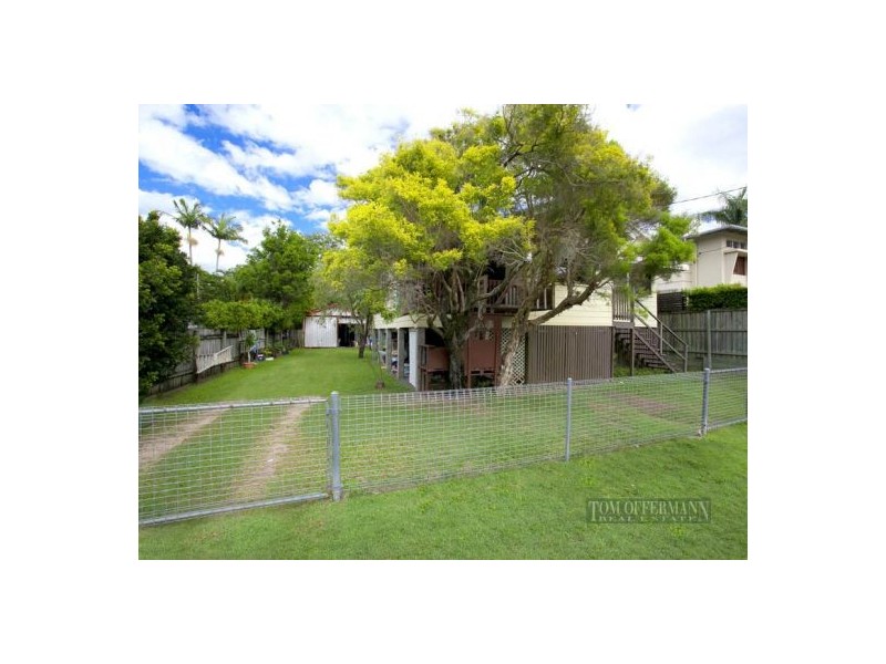 38 Elizabeth St, Noosaville QLD 4566