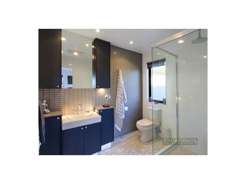 1/8 Nebula St, Sunshine Beach QLD 4567