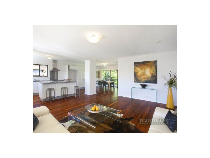 17 Lake View Drive, Tewantin QLD 4565