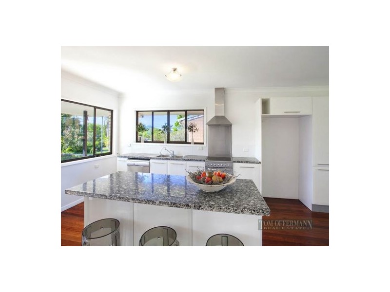 17 Lake View Drive, Tewantin QLD 4565