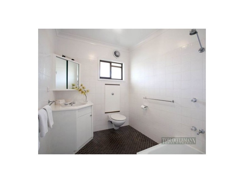 17 Lake View Drive, Tewantin QLD 4565
