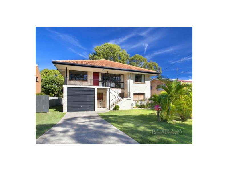 17 Lake View Drive, Tewantin QLD 4565