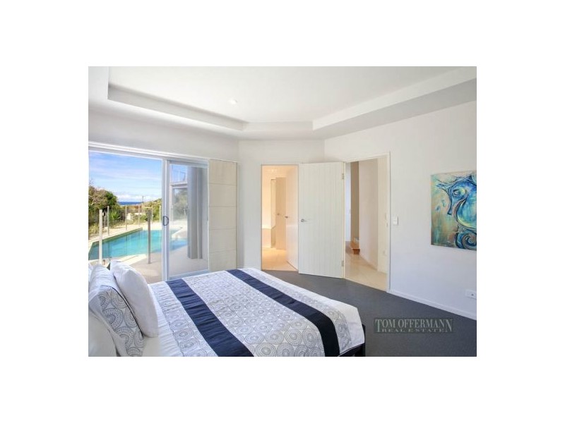4 Surfside Ct, Sunshine Beach QLD 4567