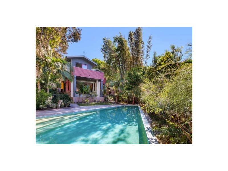 26 Dolphin Bay Drive, Sunshine Beach QLD 4567