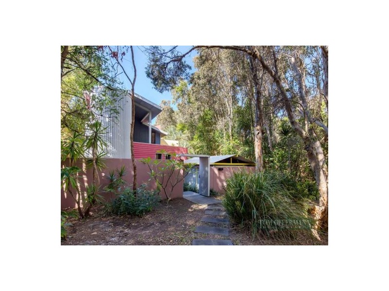 26 Dolphin Bay Drive, Sunshine Beach QLD 4567