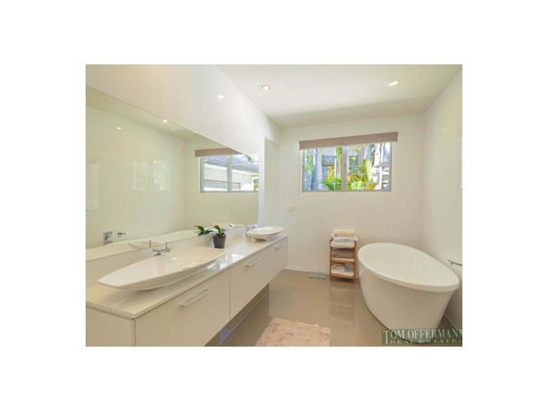 1 The Promontory, Noosa Waters QLD 4566