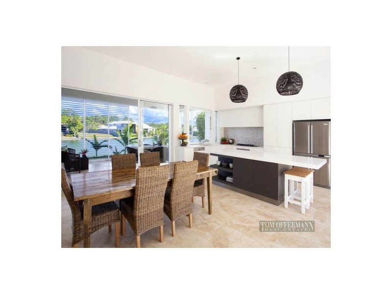 19 Topsails Place, Noosa Waters QLD 4566