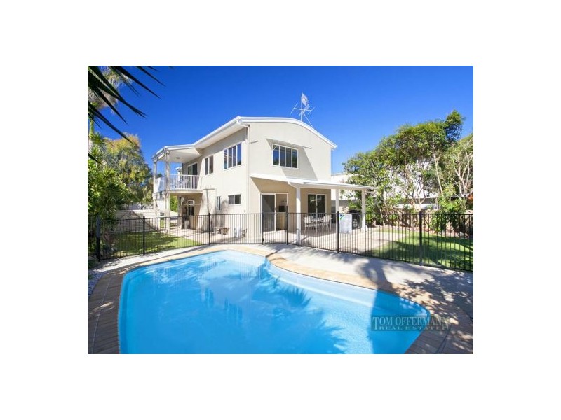 29 Moonbeam Crescent, Castaways Beach QLD 4567