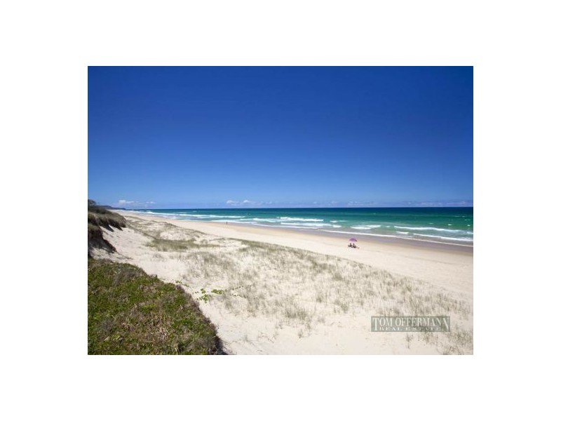29 Moonbeam Crescent, Castaways Beach QLD 4567
