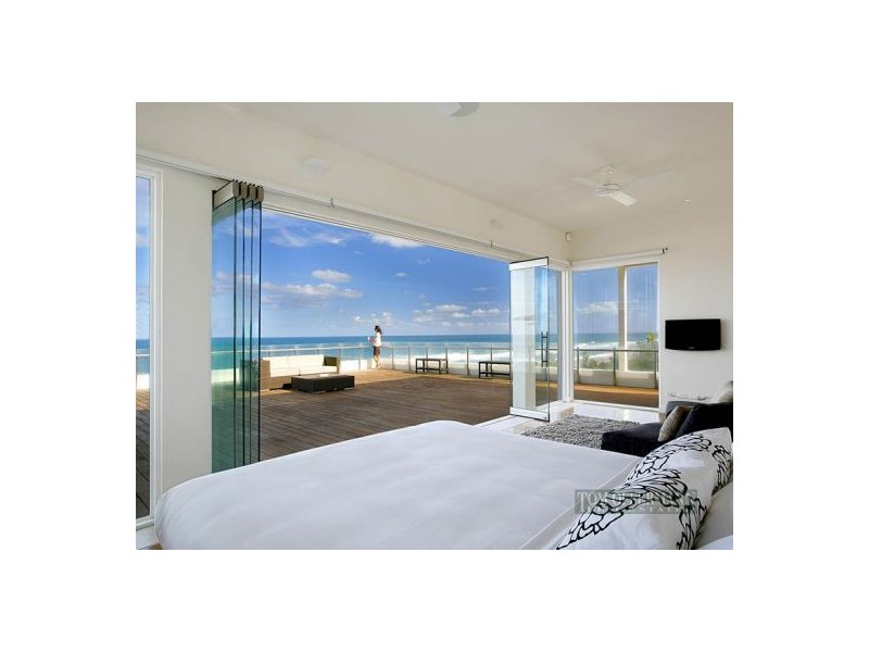 17 The Esplanade, Sunshine Beach QLD 4567